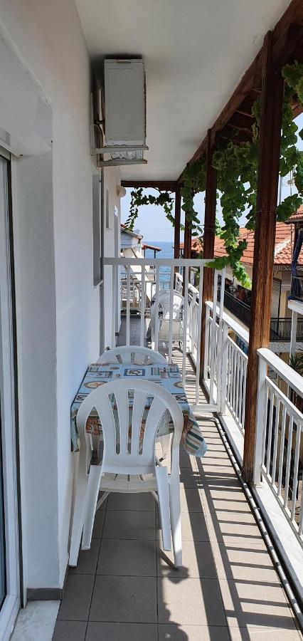 Toula'S Apartments Platamonas Exterior foto